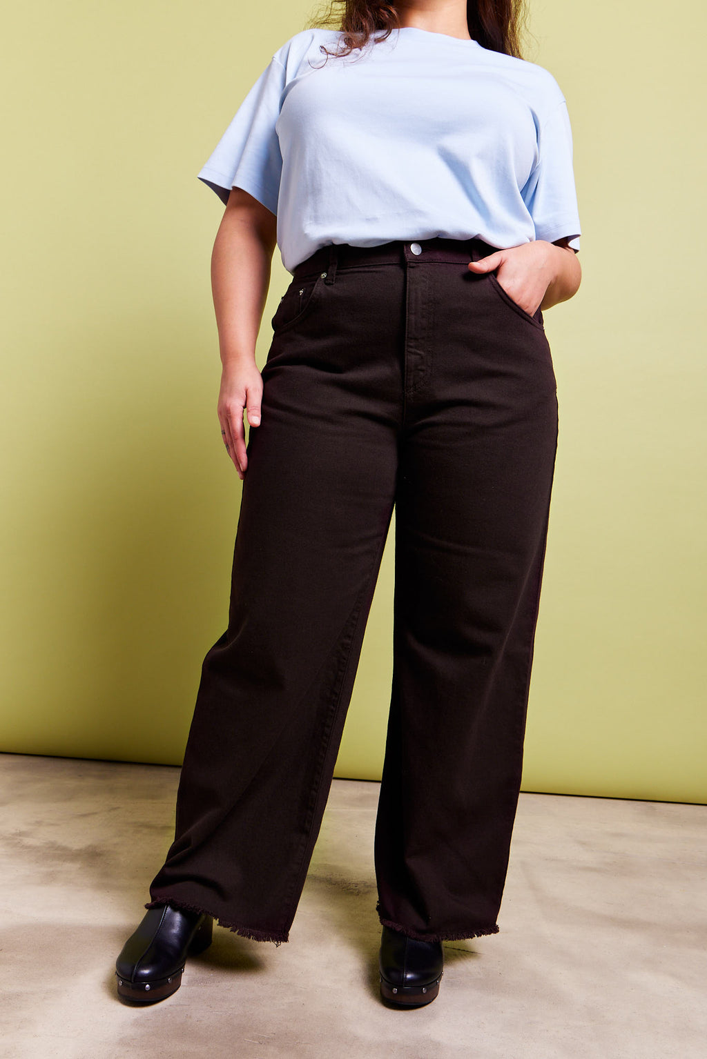Maddie Wide Leg Jeans Brown